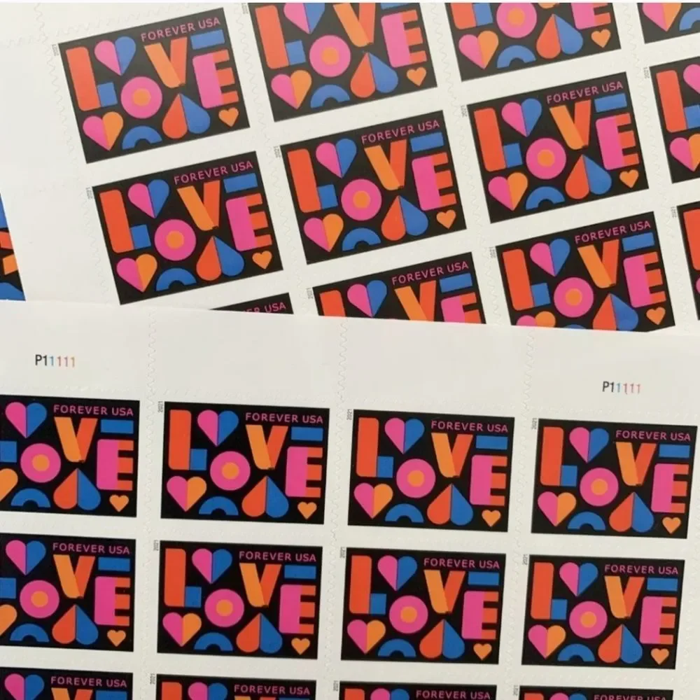 100 Love 2021 USPS Hearts Forever Postage Stamps Mail Valentines Wedding Invites